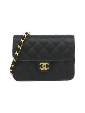 Chanel Shoulder Bag Black